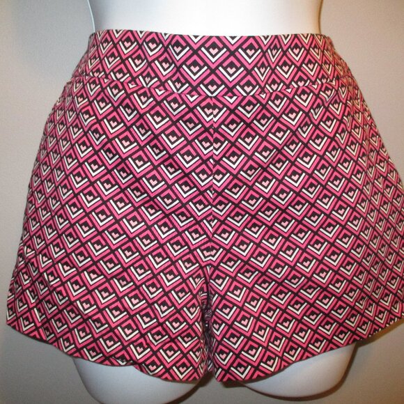 New Express Women's Size 4 Dressy Shorts Mid Rise Small Flat Pocket Side Zip W29 - Picture 1 of 6